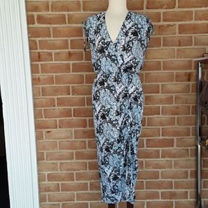 Bebe floral dress SZ S